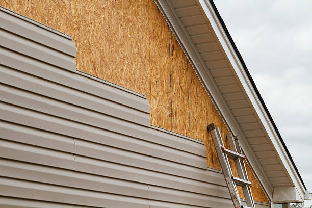 Professional Siding Installation technician working in Cobalt, CT